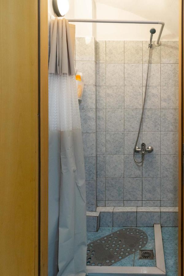 Friendly & Comfy Apartment إرابيترا المظهر الخارجي الصورة
